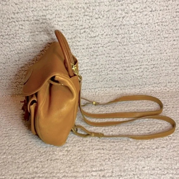 Dooney & Bourke Pebble Leather Vintage Canyon Backpack  display picture 2